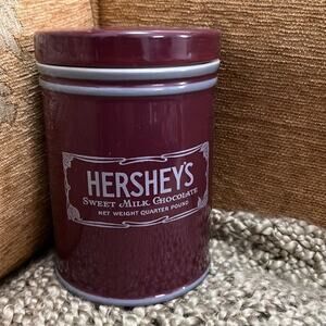 HERSHEY’S SWEET MILK CHOCOLATE CANISTER WITH LID‎
